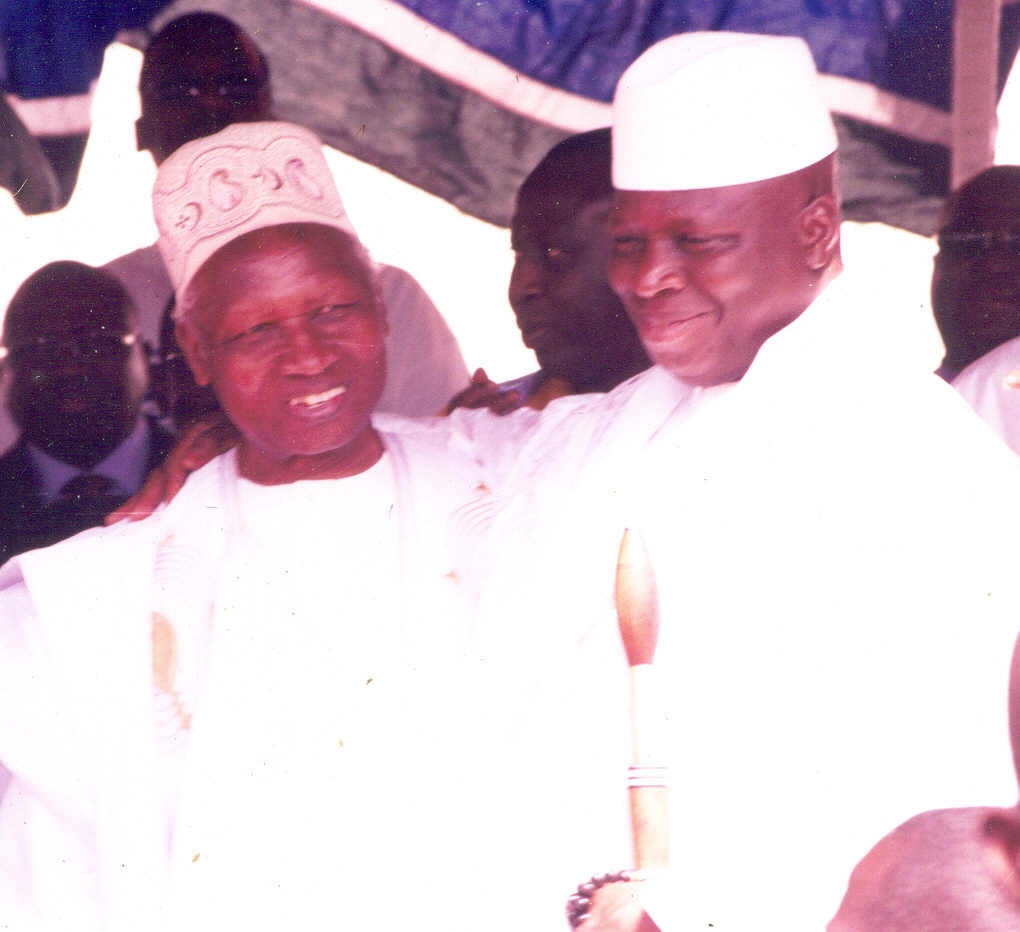 http://www.mandinka.org/Public/News/004E0F71-000F79E4.0/JawaraJammeh2006.jpg